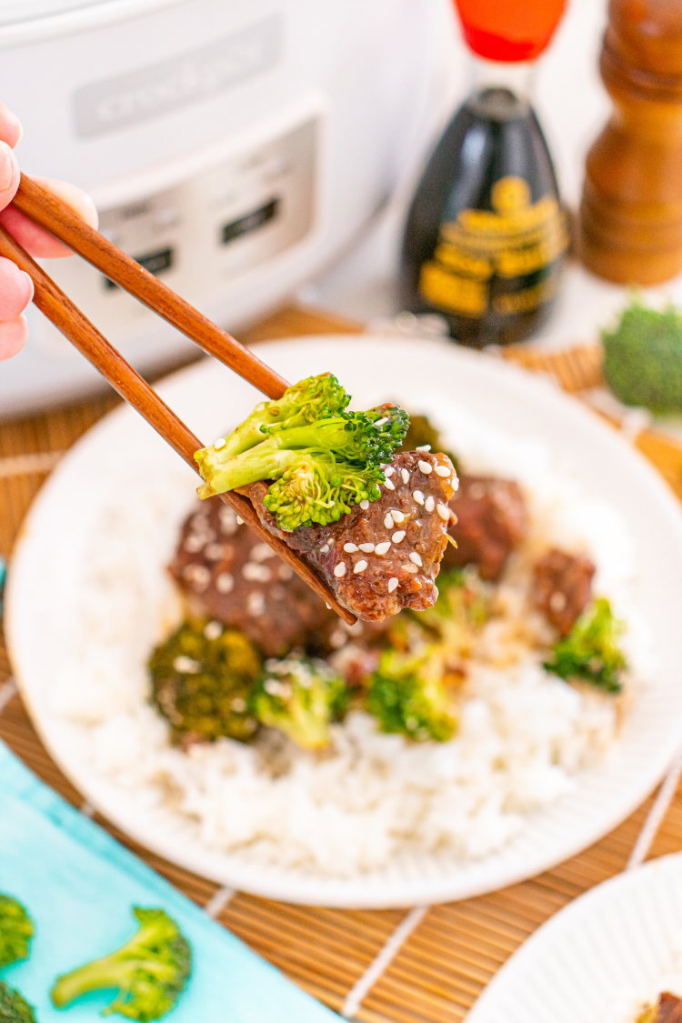 Exclusive Crockpot Beef and Broccoli