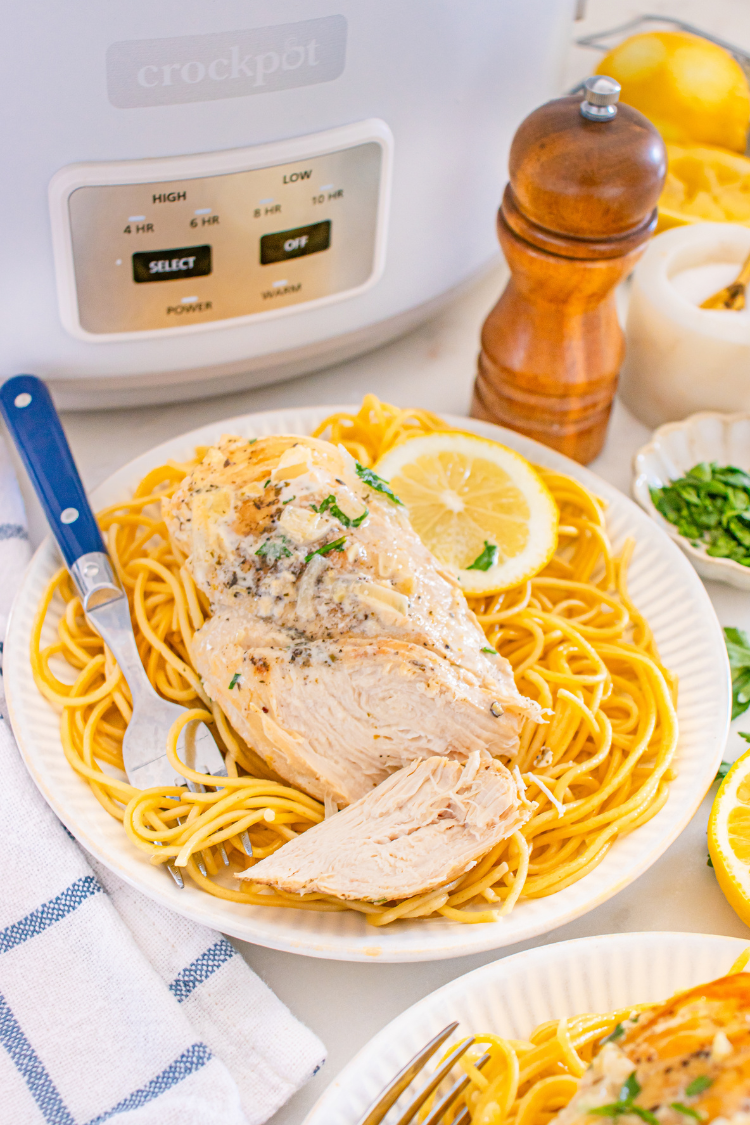 Exclusive Crockpot Creamy Lemon Chicken