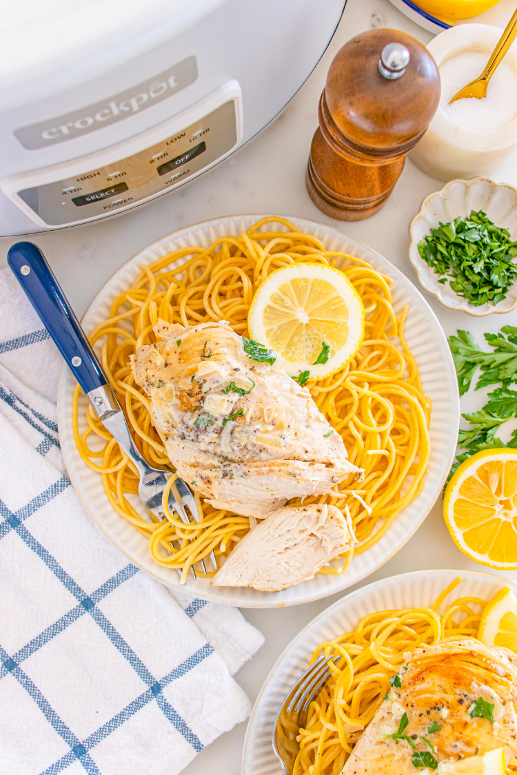 Exclusive Crockpot Creamy Lemon Chicken