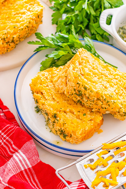 Exclusive Cheddar Bay Biscuit Bread
