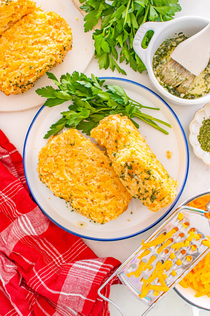 Exclusive Cheddar Bay Biscuit Bread